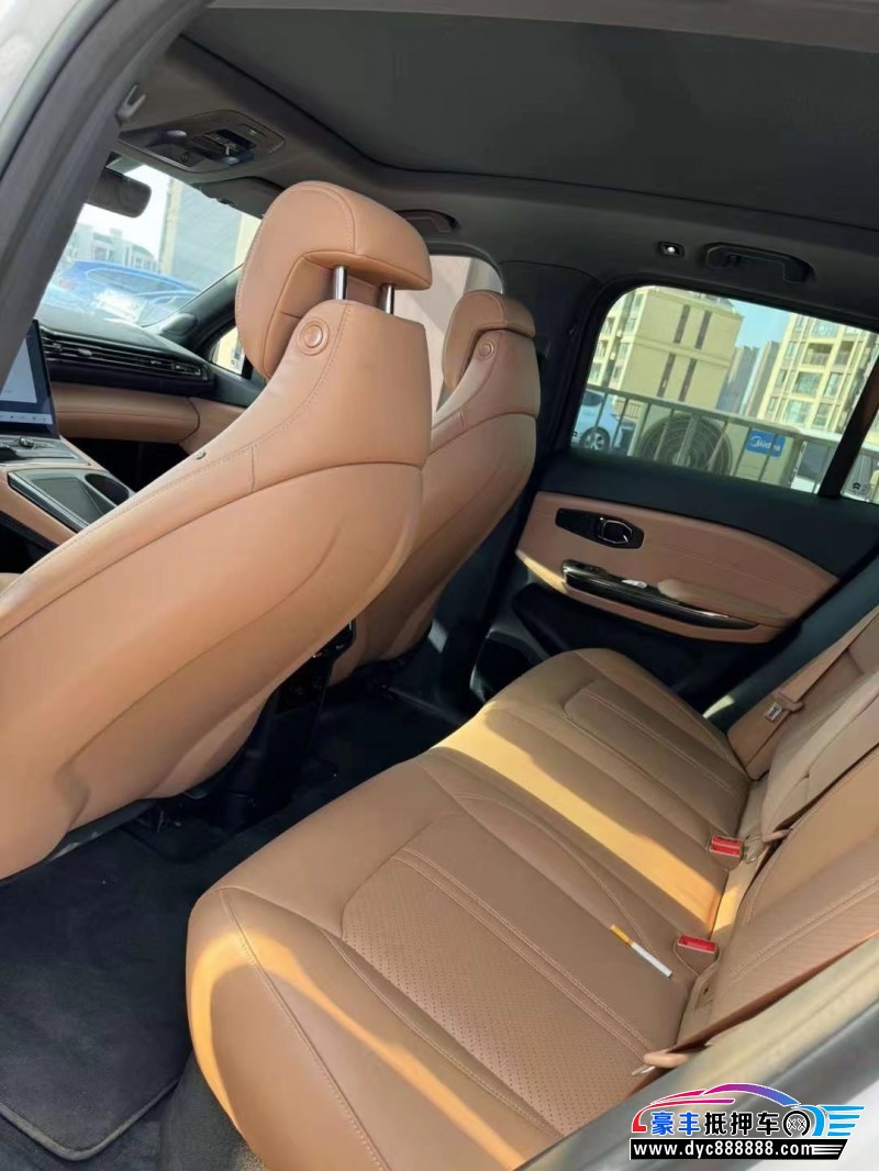 22年蔚来ES6轿车抵押车出售