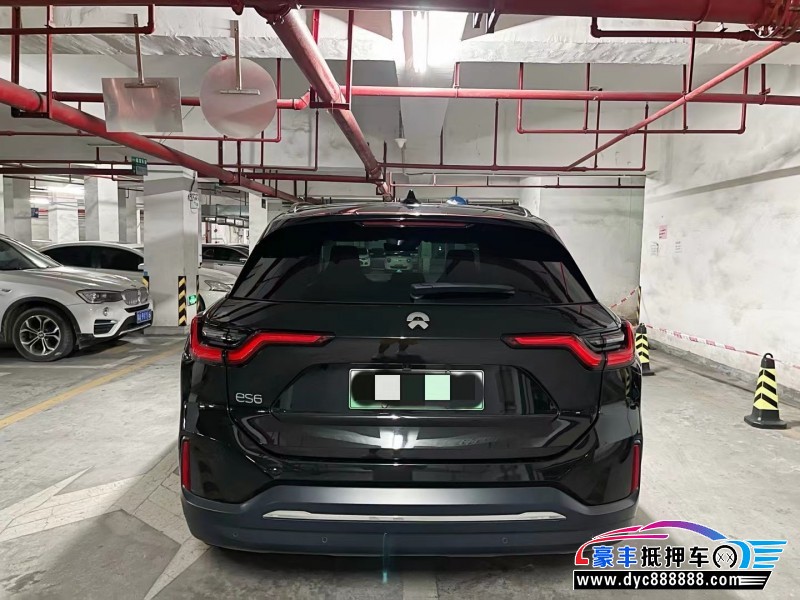 22年蔚来ES6轿车抵押车出售