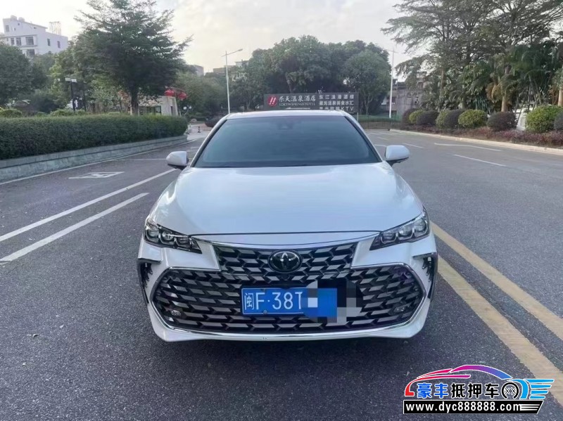 20年丰田亚洲龙轿车抵押车出售