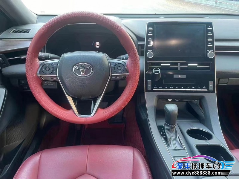 20年丰田亚洲龙轿车抵押车出售