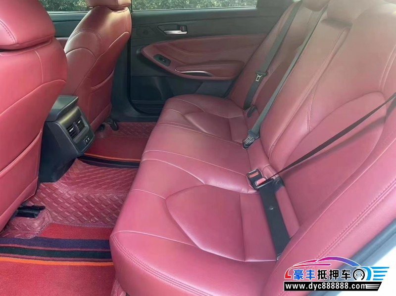 20年丰田亚洲龙轿车抵押车出售