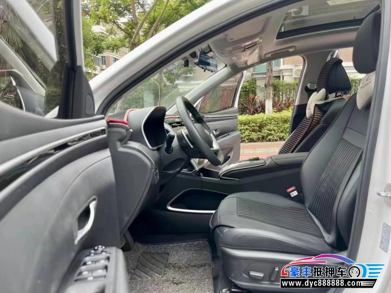 22年现代途胜轿车抵押车出售