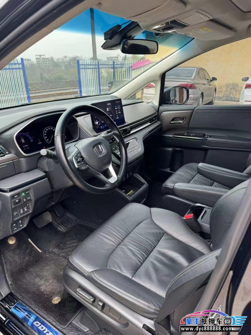 22年本田奥德赛轿车抵押车出售