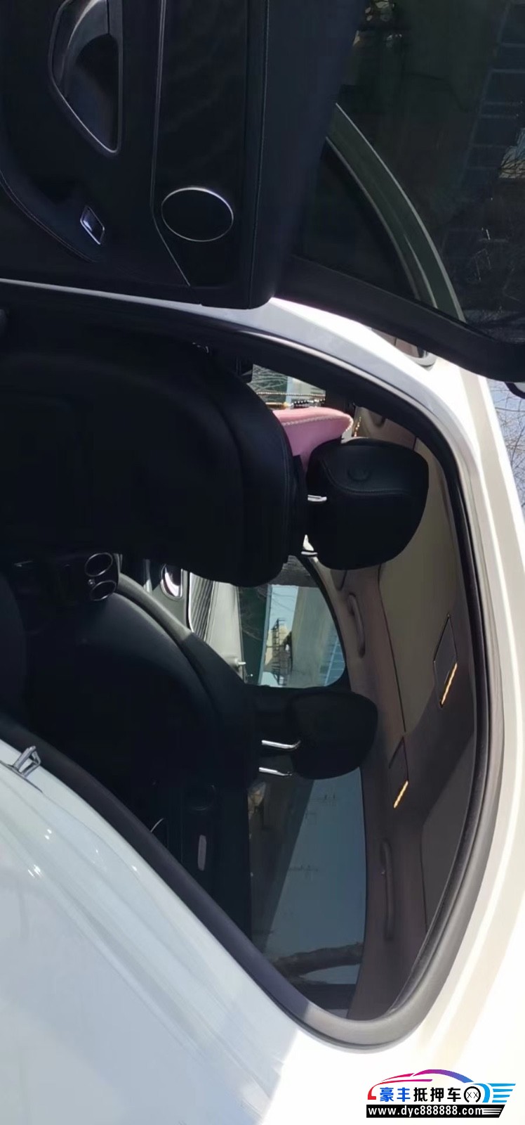 21年奔驰C轿车抵押车出售