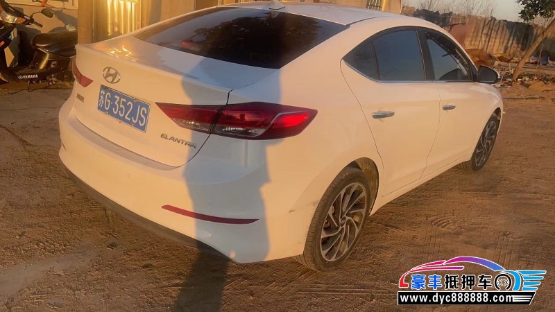 20年现代领动轿车抵押车出售