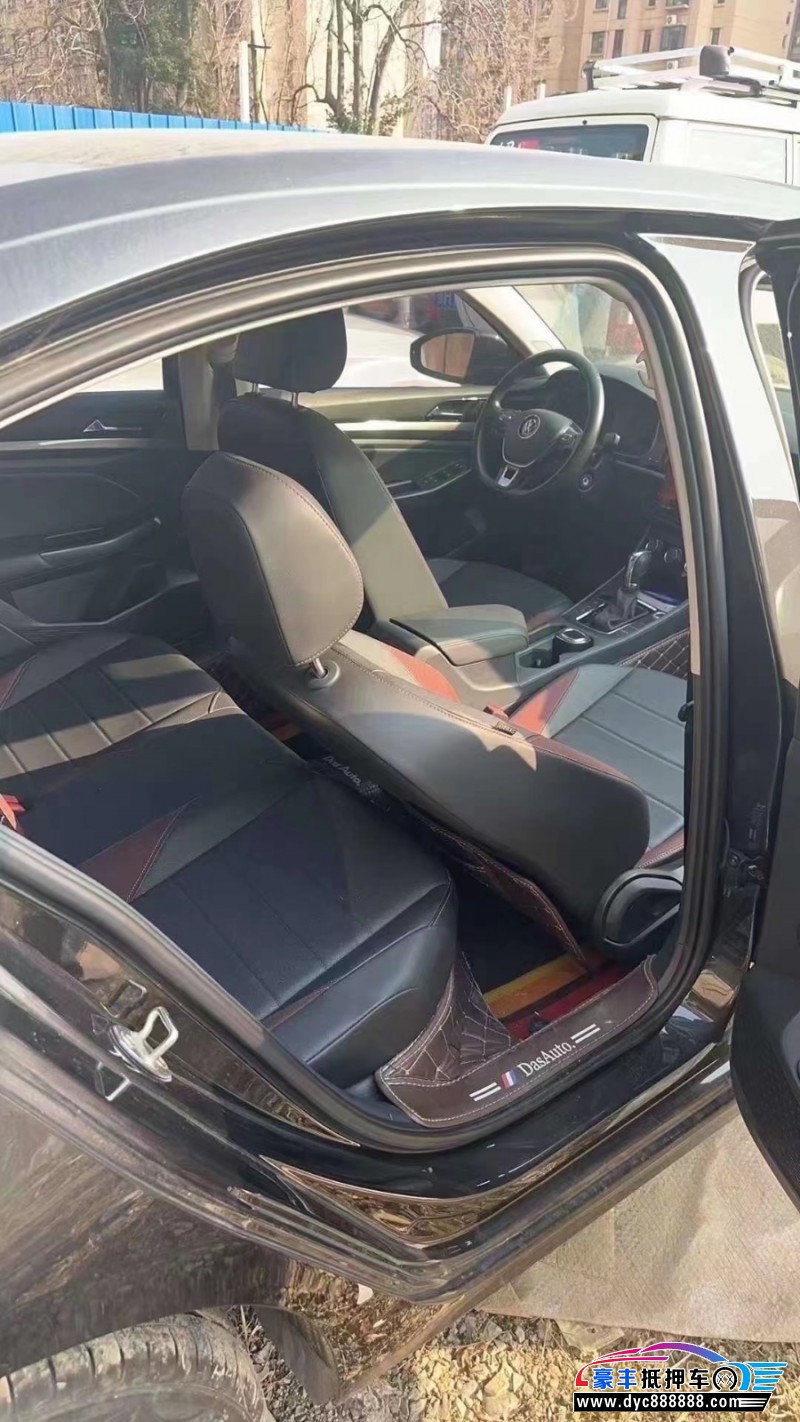 21年大众宝来轿车抵押车出售