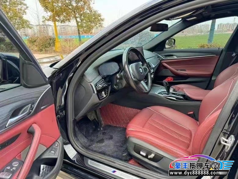 21年宝马5系轿车抵押车出售