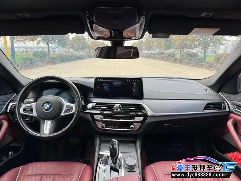 21年宝马5系轿车抵押车出售