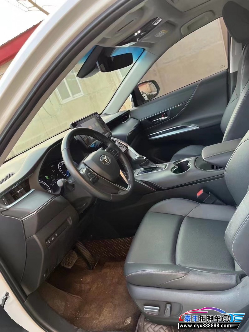 22年丰田威飒轿车抵押车出售