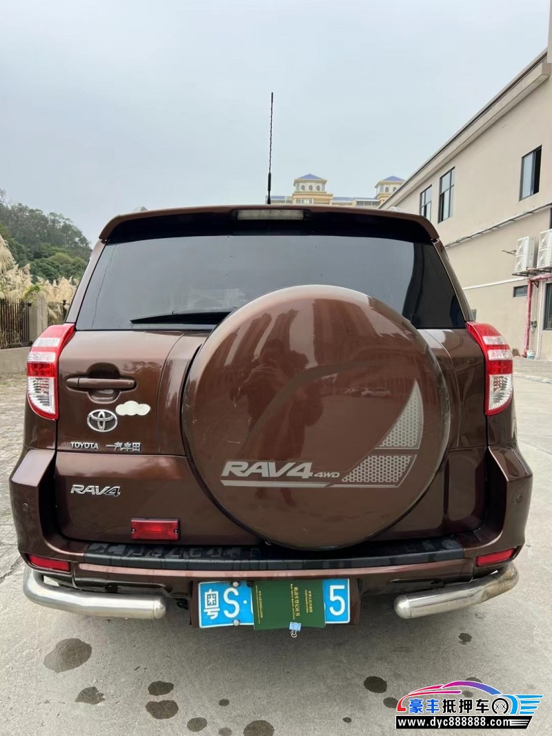 13年丰田RAV4SUV抵押车出售