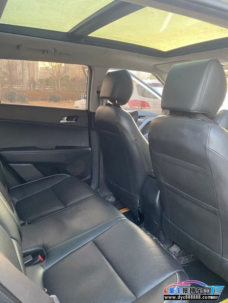 15年现代ix25轿车抵押车出售