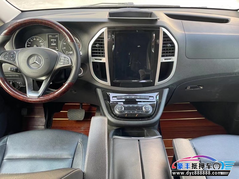 19年奔驰威霆MPV抵押车出售
