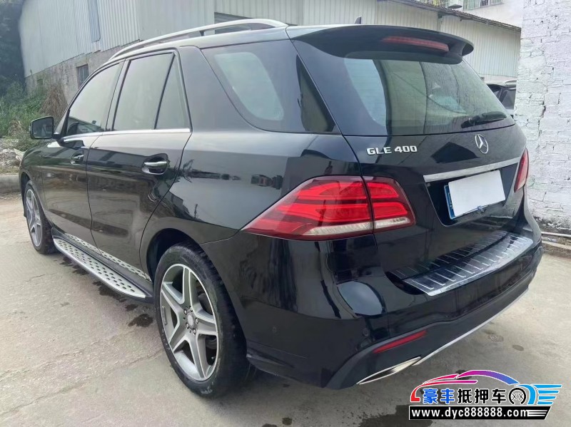 17年奔驰GLE轿车抵押车出售