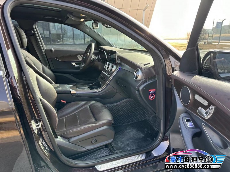 21年奔驰GLCSUV抵押车出售