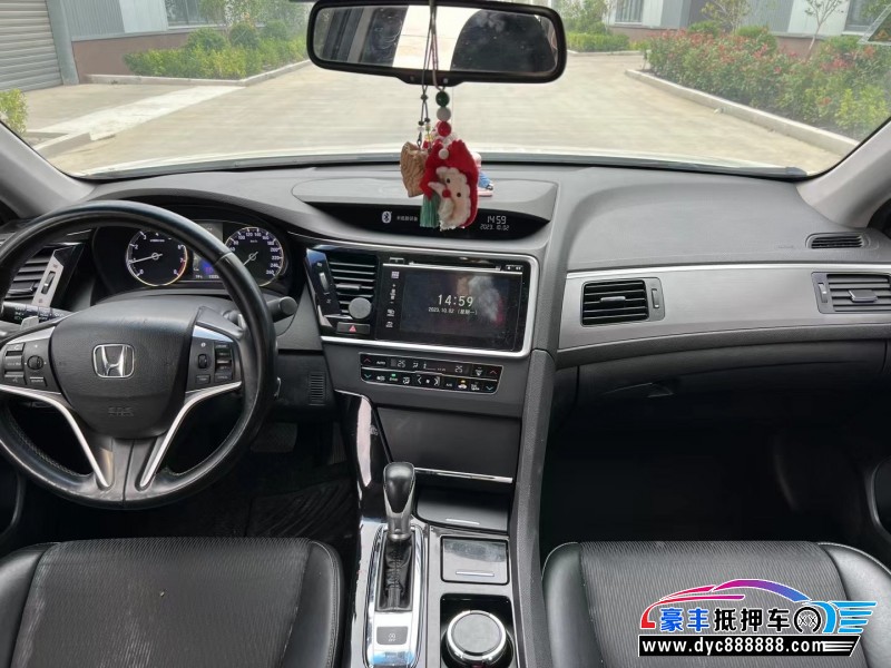 16年本田思铂睿轿车抵押车出售