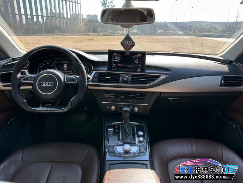 16年奥迪A7轿车抵押车出售