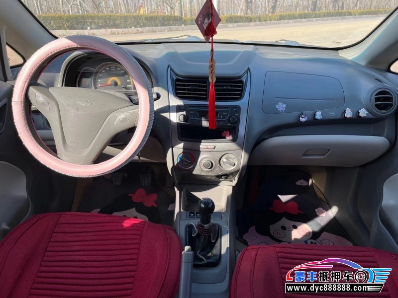 12年雪佛兰赛欧轿车抵押车出售