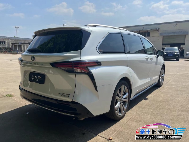 23年丰田塞纳轿车抵押车出售