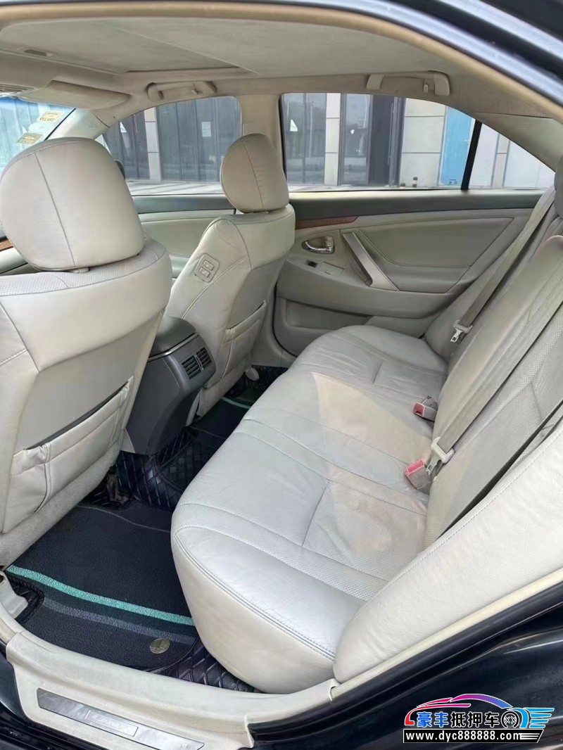 09年丰田凯美瑞轿车抵押车出售