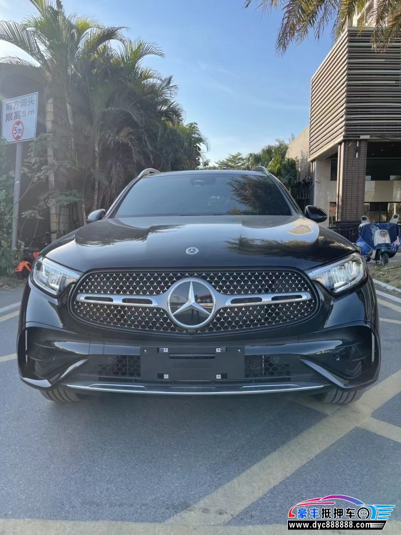 23年奔驰GLCSUV抵押车出售