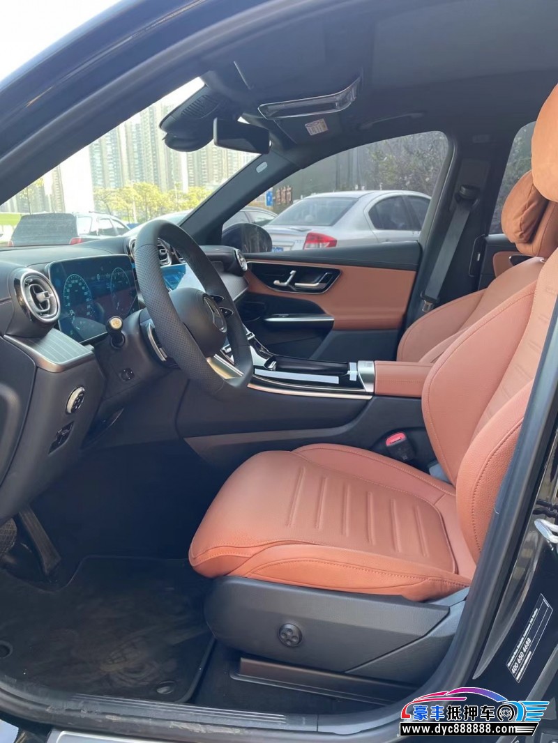 23年奔驰GLCSUV抵押车出售