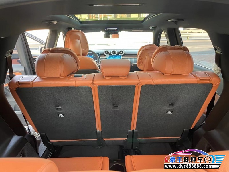 23年奔驰GLCSUV抵押车出售