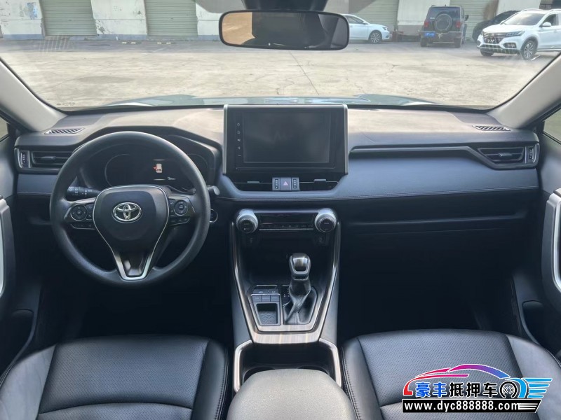 20年丰田RAV4轿车抵押车出售