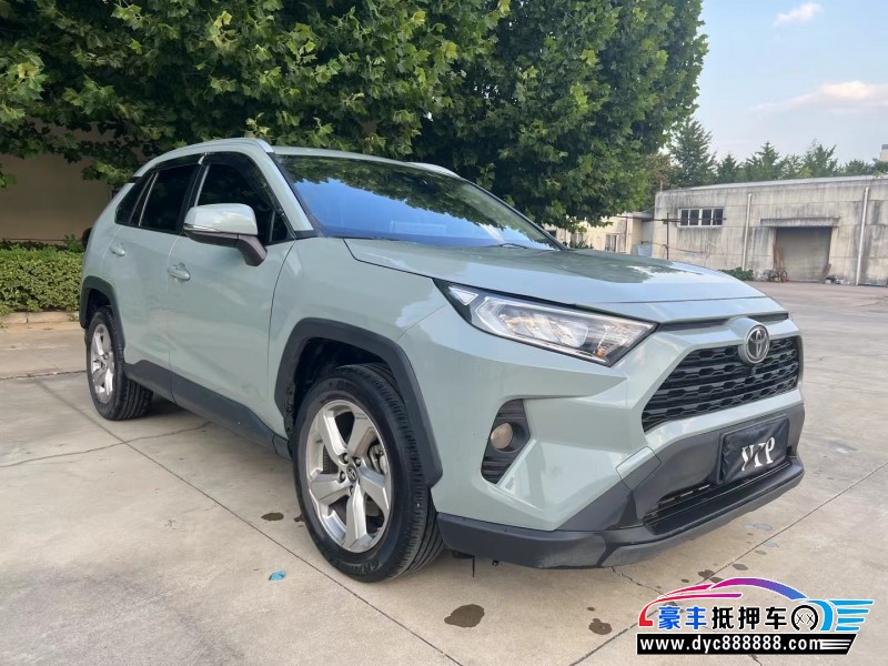 20年丰田RAV4轿车抵押车出售