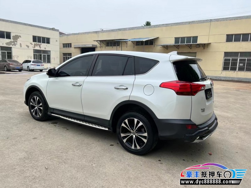16年丰田RAV4轿车抵押车出售