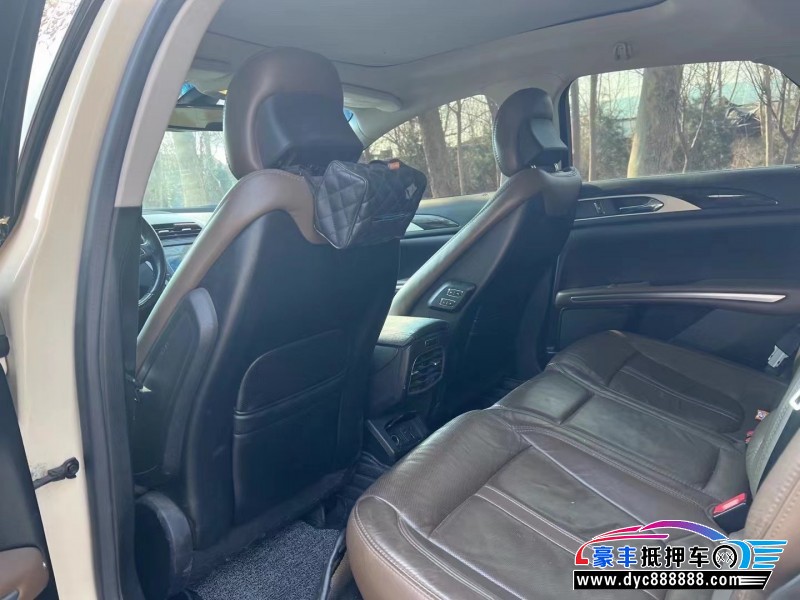 15年林肯MKZ轿车抵押车出售