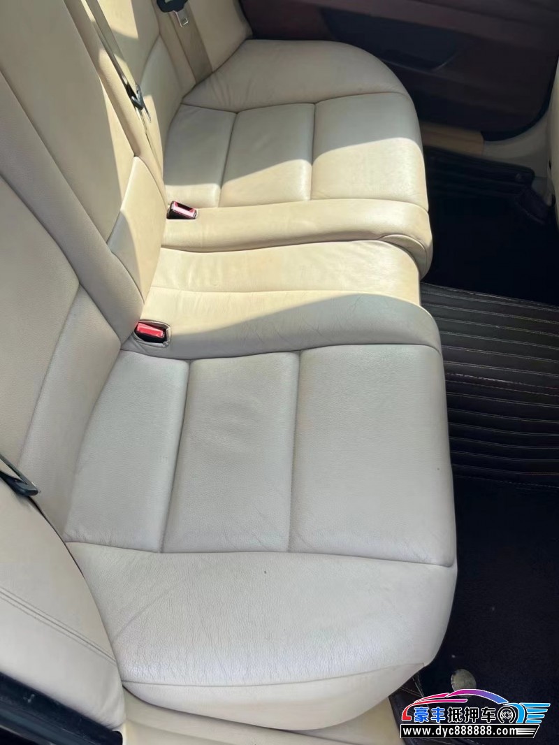 11年宝马5系轿车抵押车出售