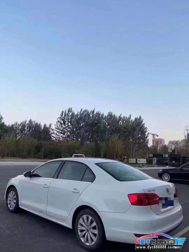 15年大众速腾轿车抵押车出售