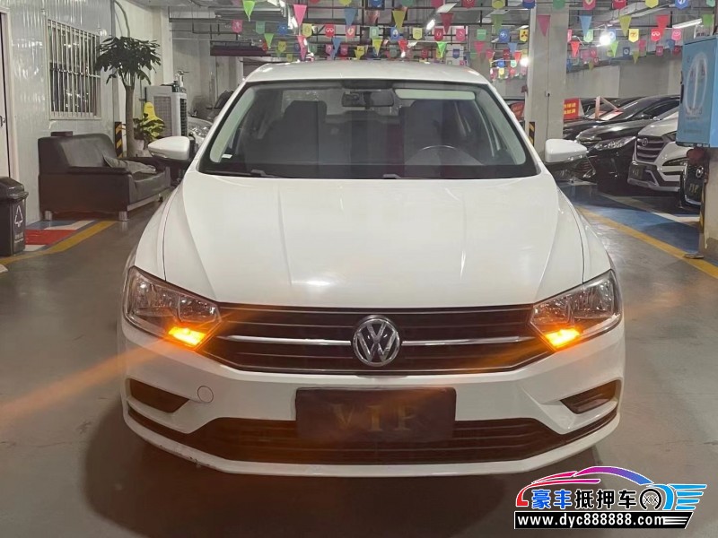 17年大众宝来轿车抵押车出售