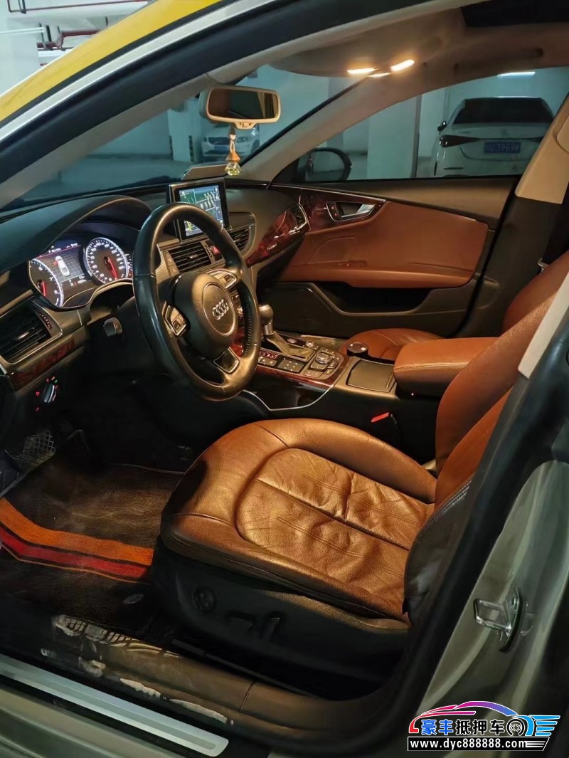 12年奥迪A7轿车抵押车出售