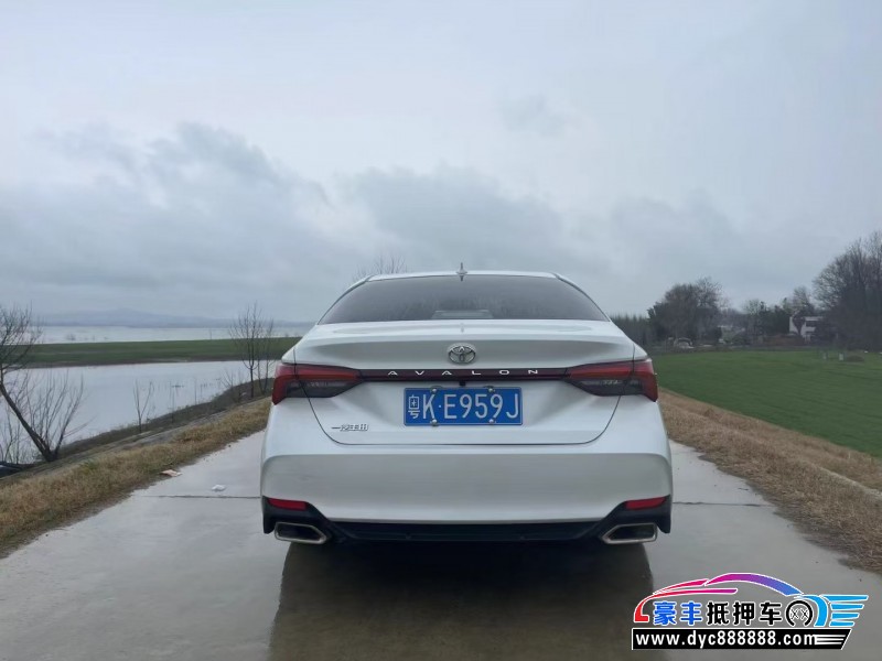 23年丰田亚洲龙轿车抵押车出售