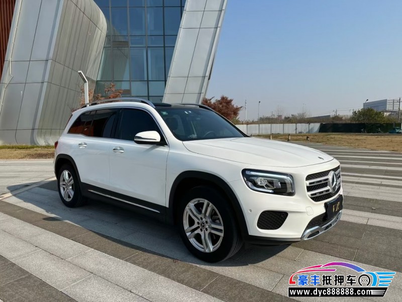 22年奔驰GLB轿车抵押车出售