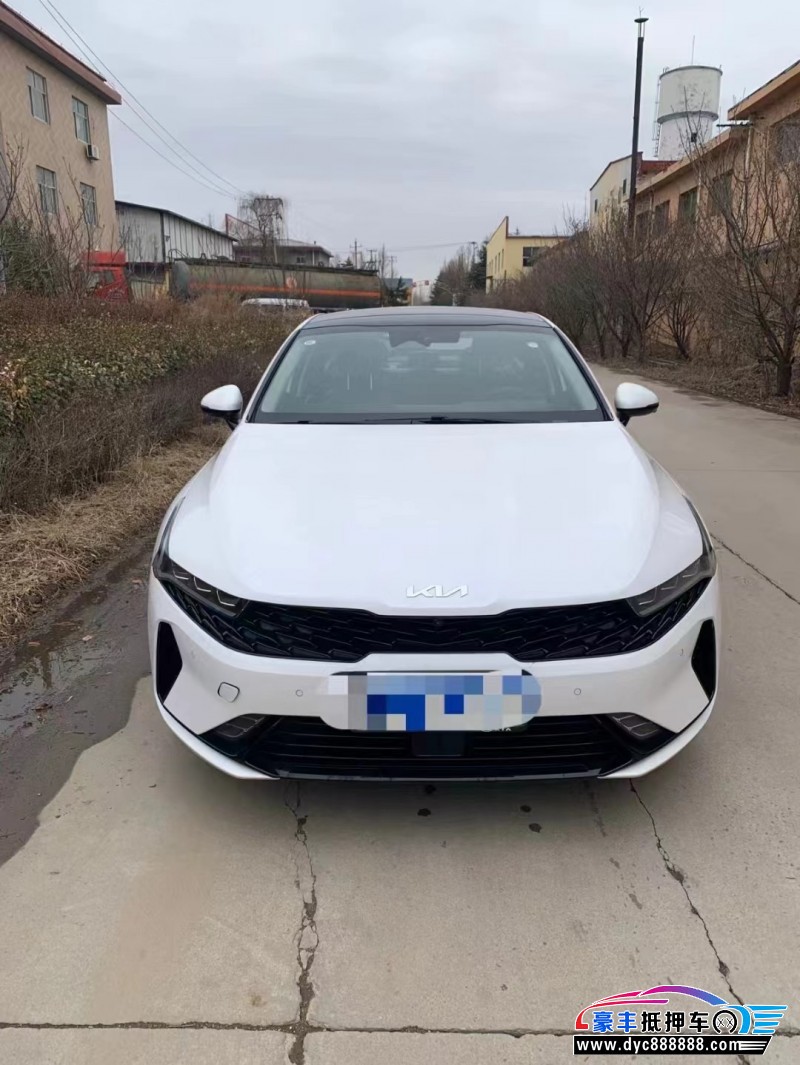 21年起亚K5轿车抵押车出售