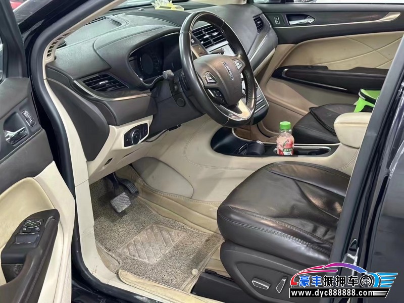 17年林肯MKC轿车抵押车出售