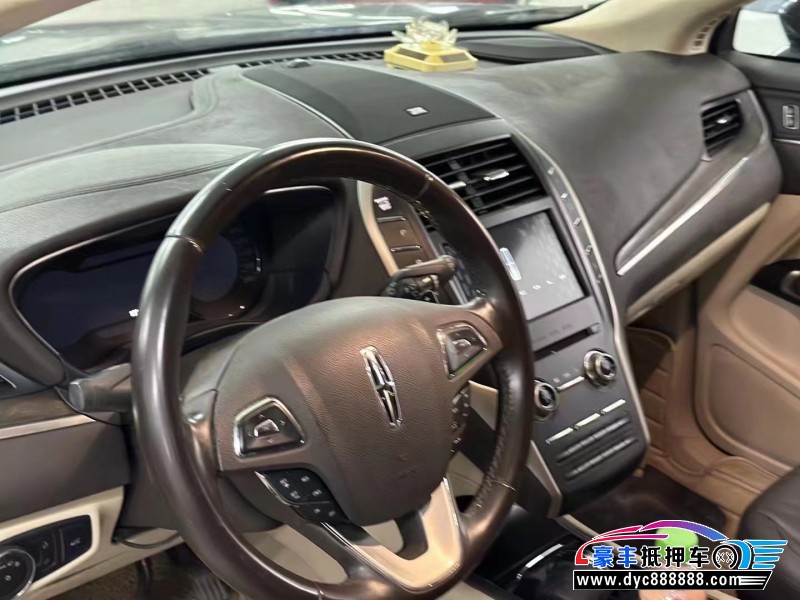 17年林肯MKC轿车抵押车出售