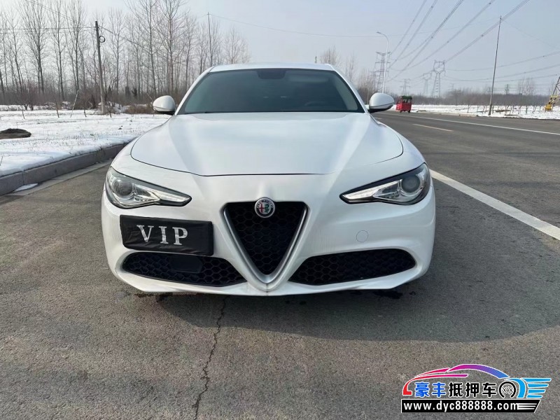 17年阿尔法·罗密欧Giulia轿车抵押车出售