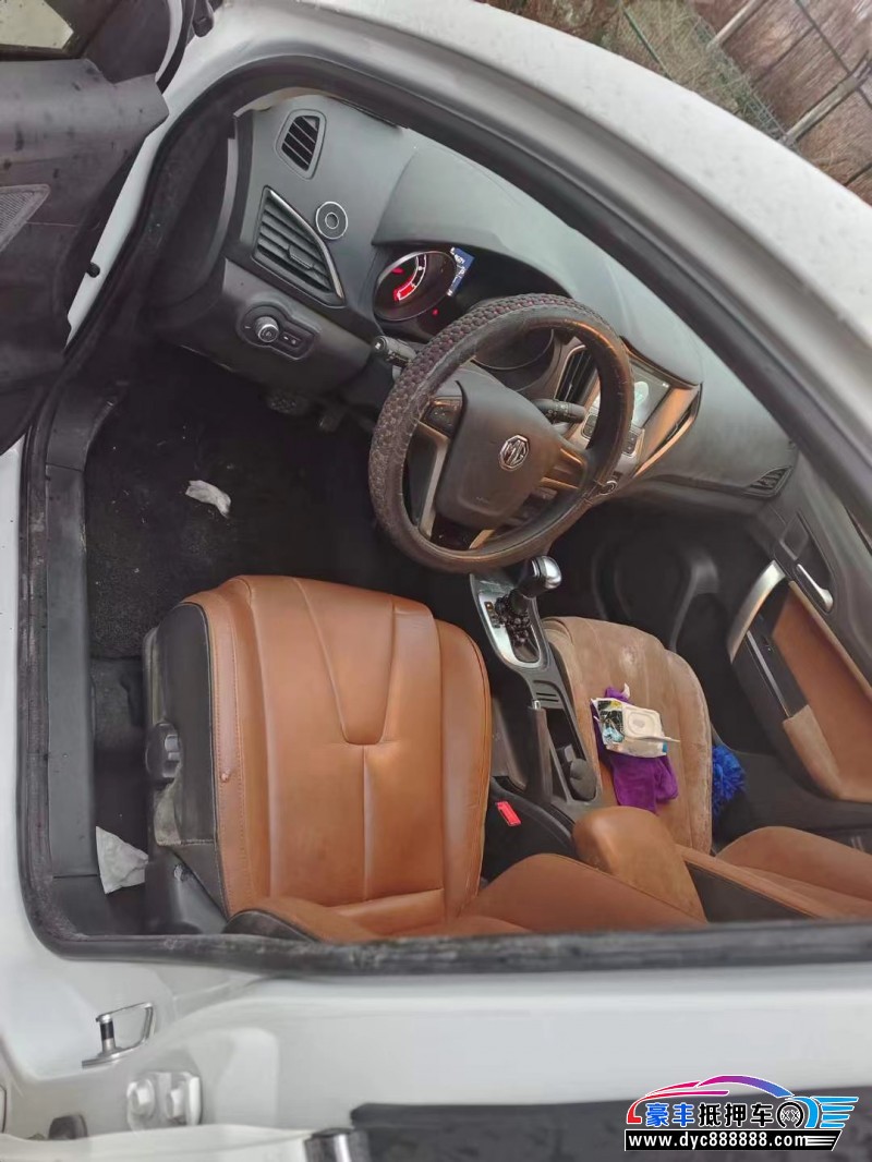 19年名爵锐行轿车抵押车出售