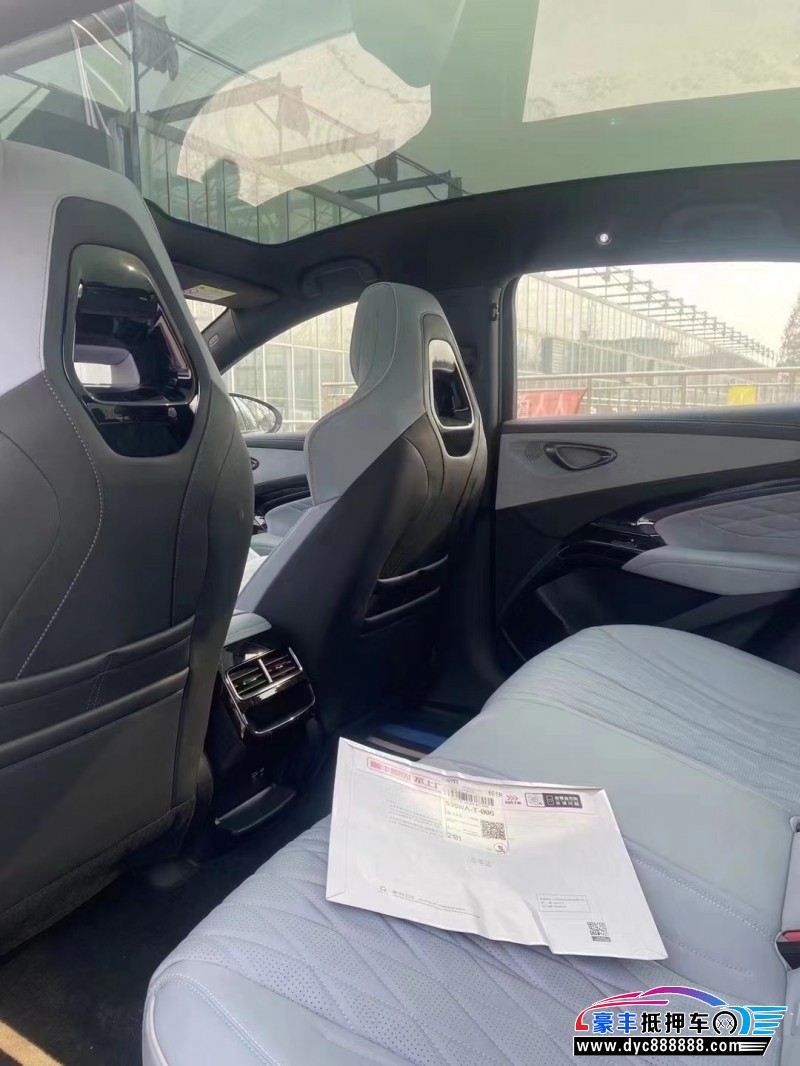 24年比亚迪海豹轿车抵押车出售