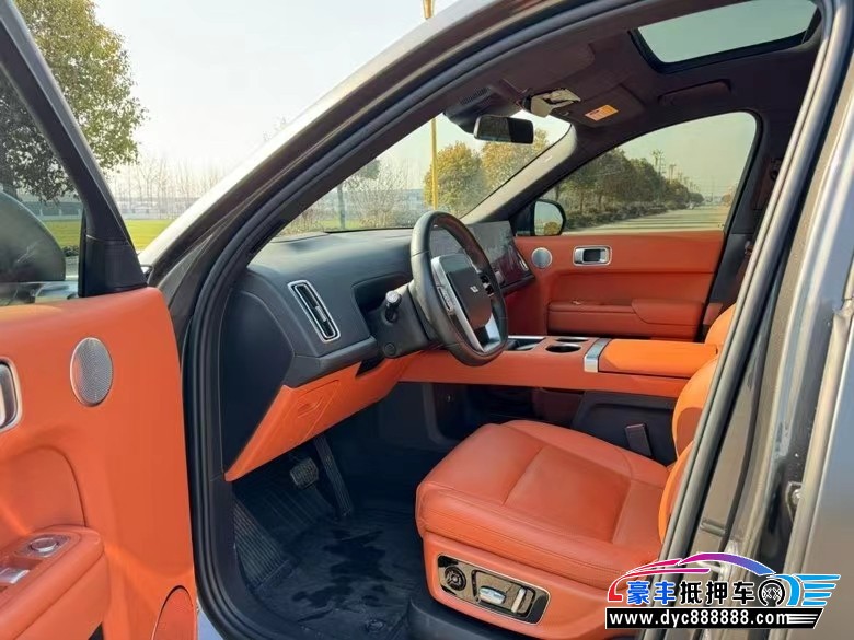 23年理想L8SUV抵押车出售