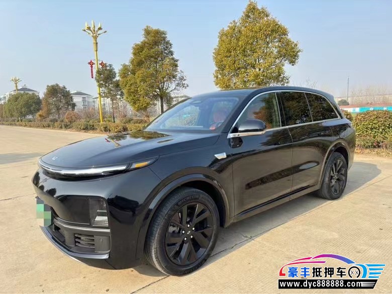 23年理想L8轿车抵押车出售