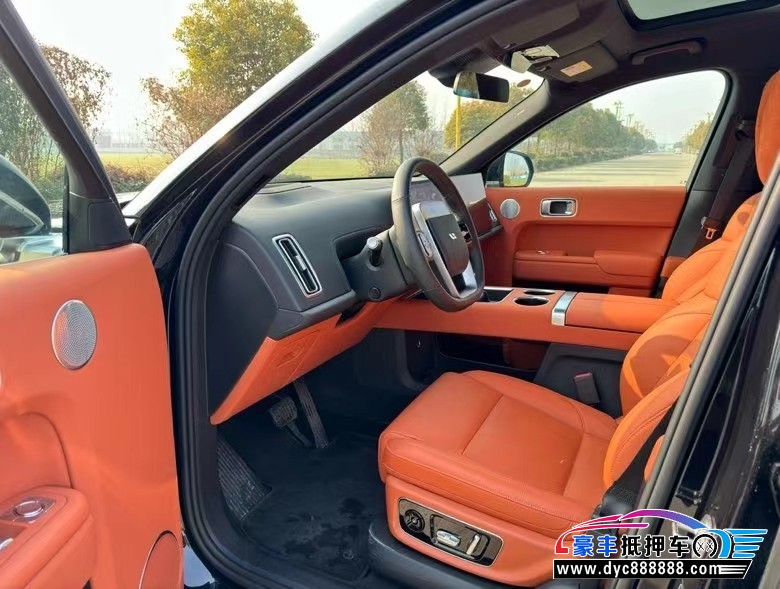 23年理想L8轿车抵押车出售