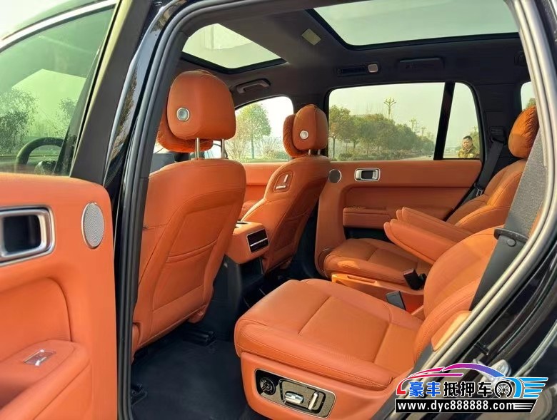 23年理想L8轿车抵押车出售