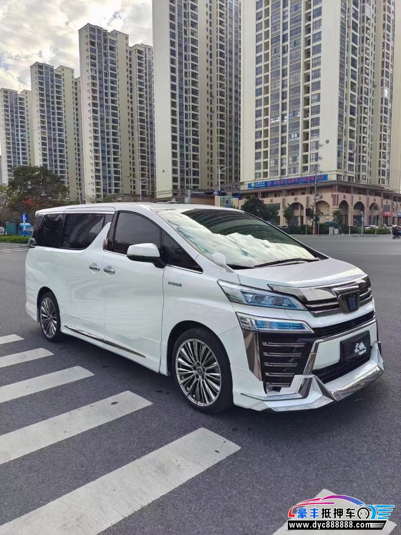 22年丰田威尔法轿车抵押车出售