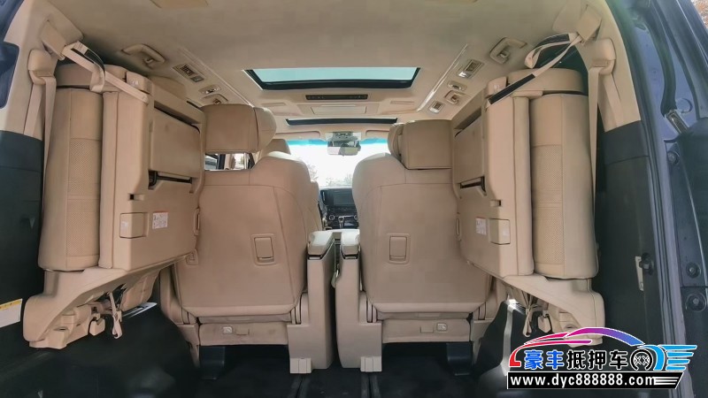 19年丰田威尔法轿车抵押车出售