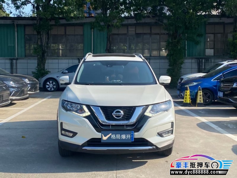 19年日产奇骏轿车抵押车出售