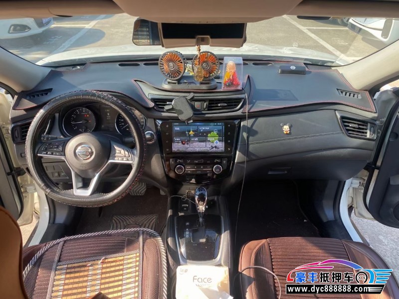 19年日产奇骏轿车抵押车出售